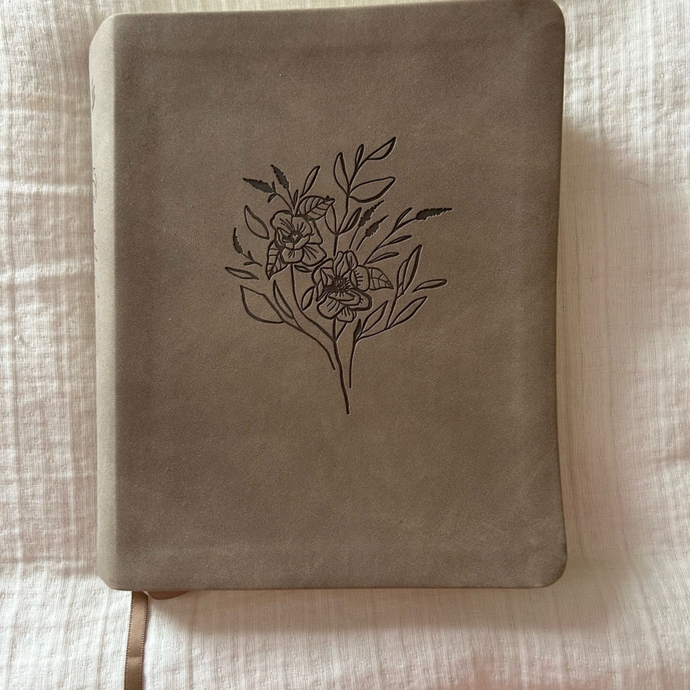 Hosannah Revivle Bible